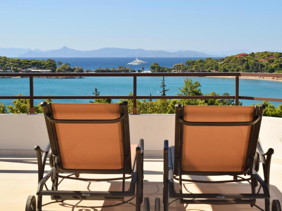 Sunlight House - Palatial Fully Equipped Apartment Near The Sea Атина Екстериор снимка