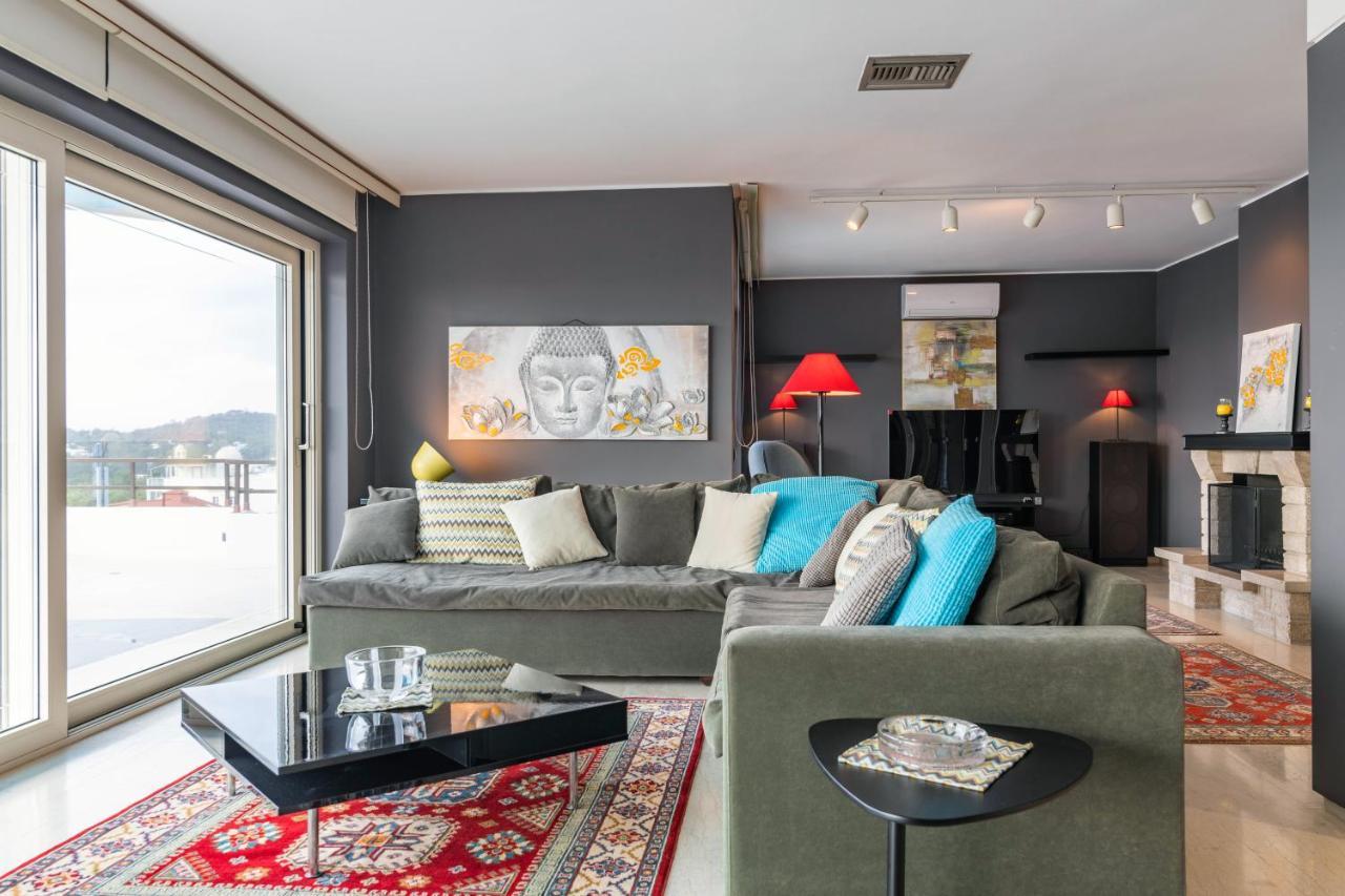 Sunlight House - Palatial Fully Equipped Apartment Near The Sea Атина Екстериор снимка