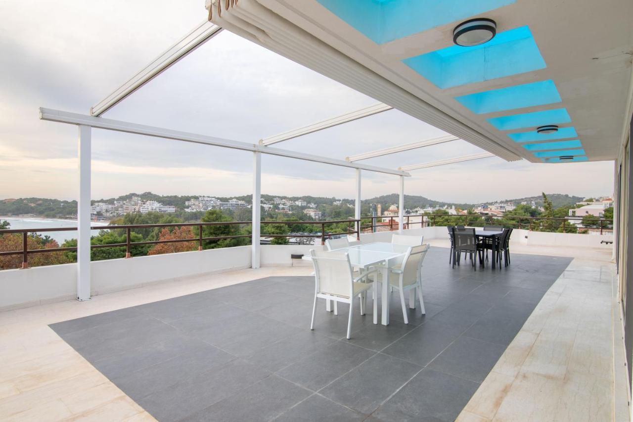 Sunlight House - Palatial Fully Equipped Apartment Near The Sea Атина Екстериор снимка